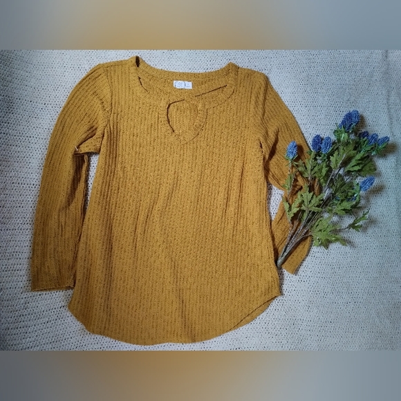 Maurices Tops - BUNDLE ONLY Maurices Yellow Knit Top